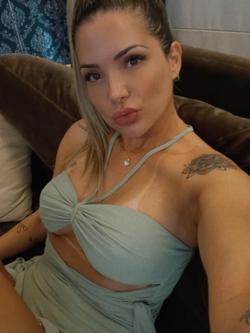 Mujeres 624694100