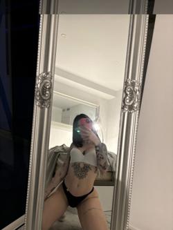 Mujeres 631101431