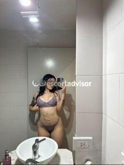 Escort 3921898088