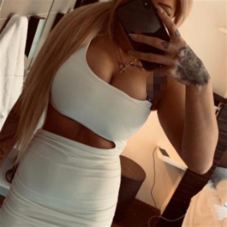 Escort 015779155604