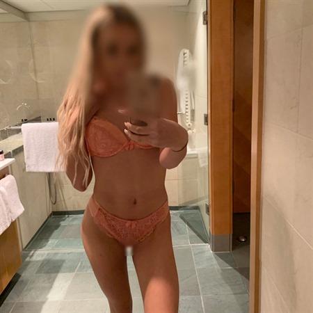 Escort 015757038375