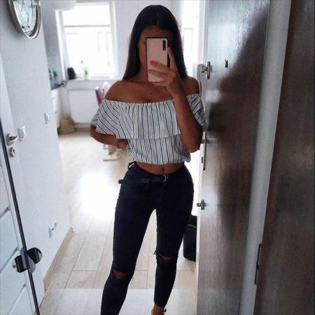 Escort 01632036076