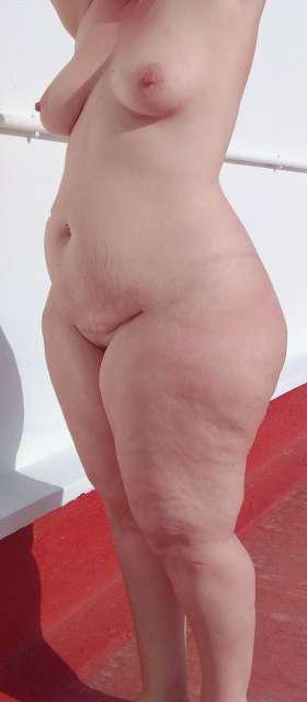 Mujeres 693606635