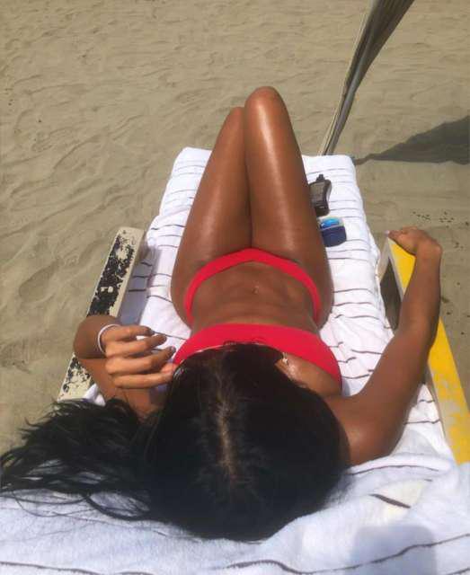 Mujeres 604381836