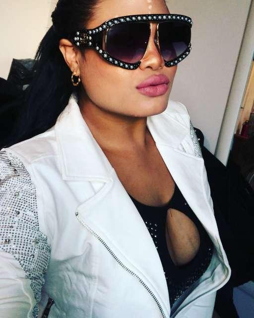 Mujeres 657957013