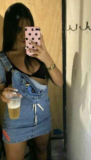 Mujeres 633769002