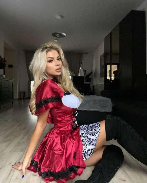 Mujeres 687128566