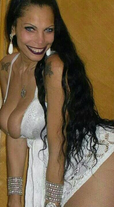 Escort 3895066886