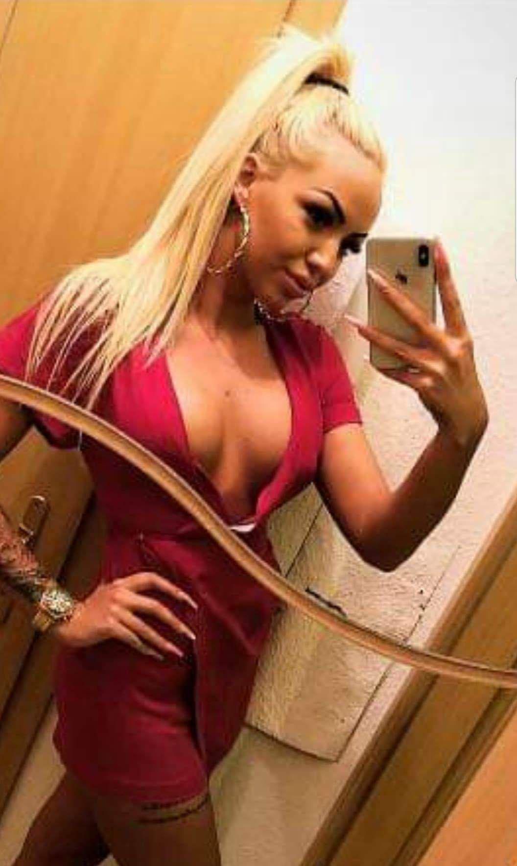 Escort 07459715176