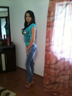 Escort 3205513792