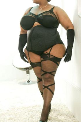 Escort 3287687317