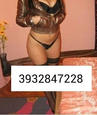 Escort 3932847228