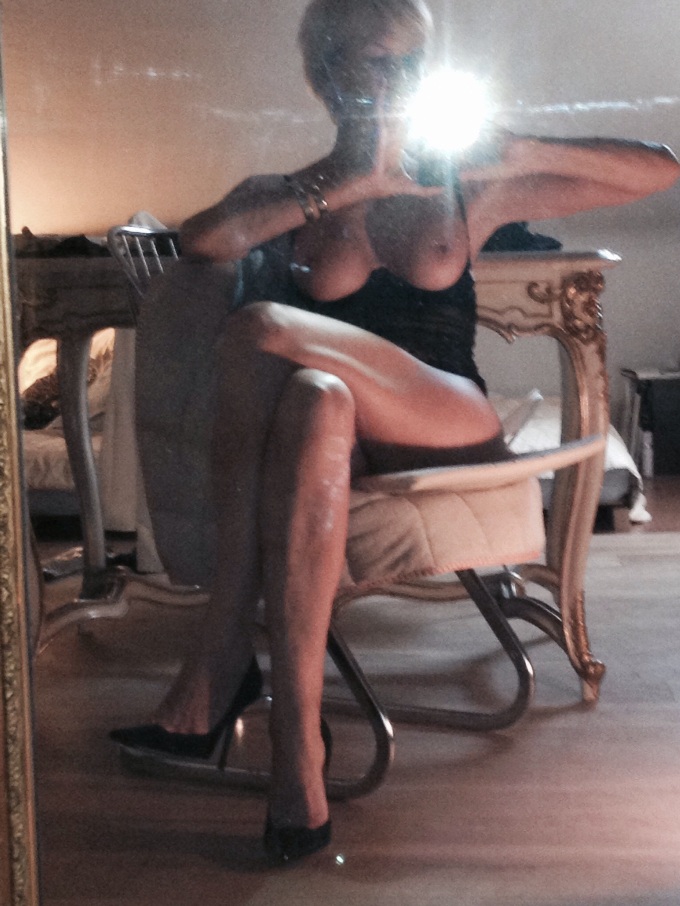 Escort 3355482446