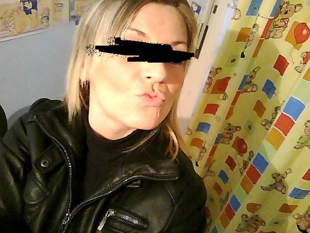Escort 3336881514