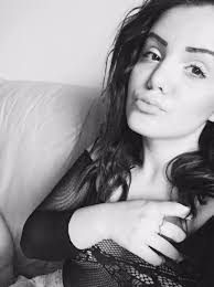 Escort 3281716999