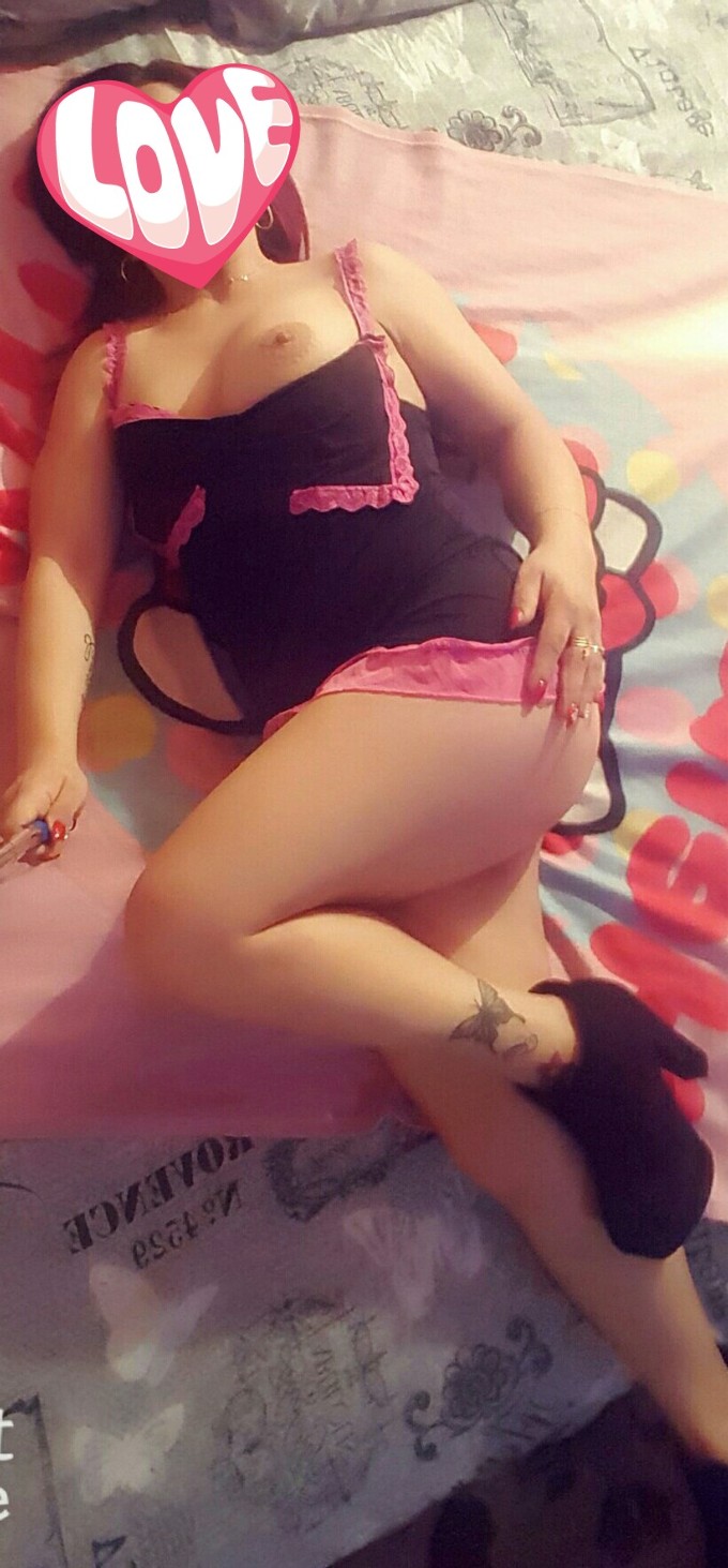 3895767700