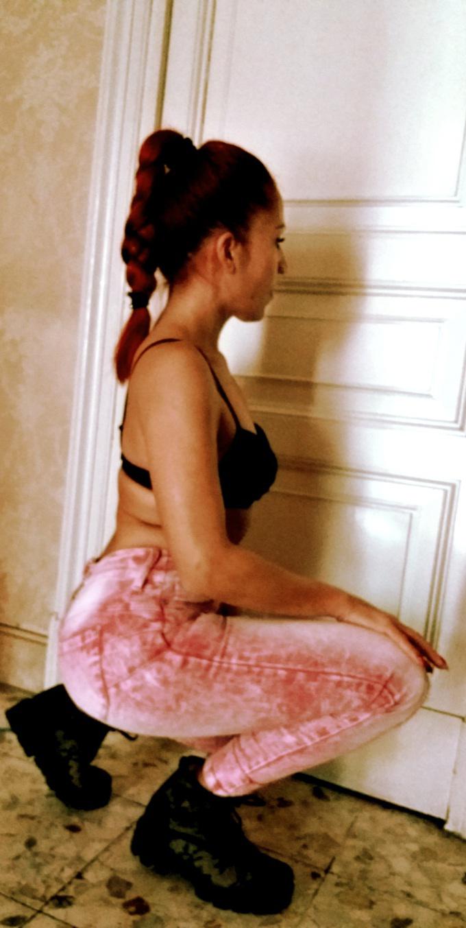 Escort 3890349502