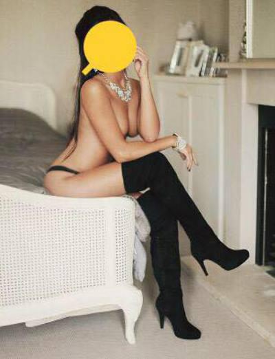 Escort 3804953563
