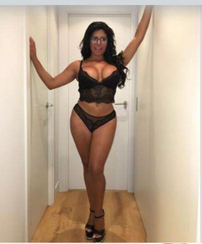 Escort 3512599144