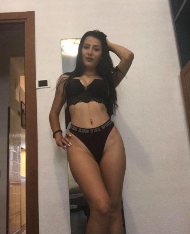 Escort 3511674626