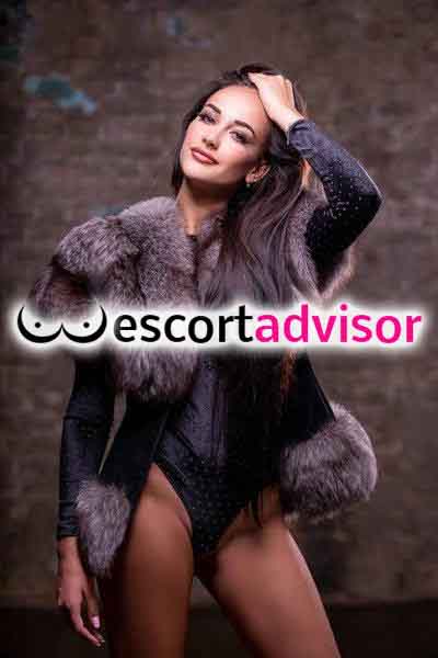 Escort 3899644664