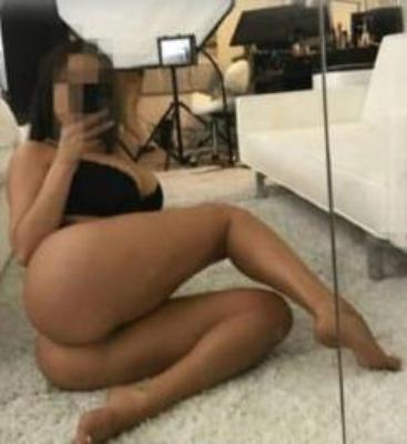 Escort 3510369674