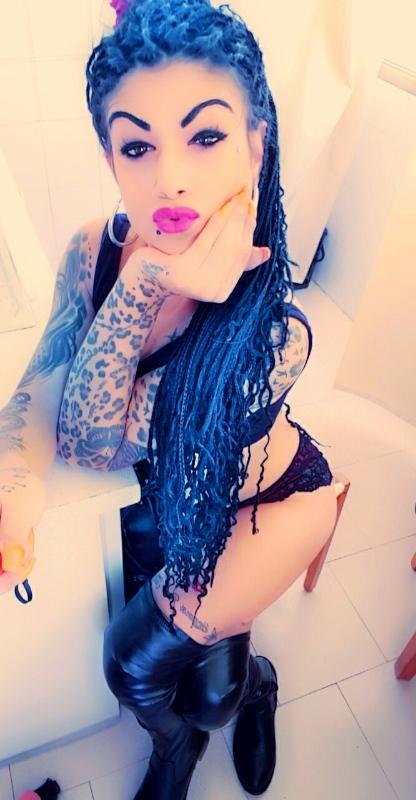 Escort 3892664959
