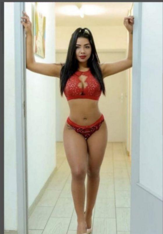 Escort 3512184573