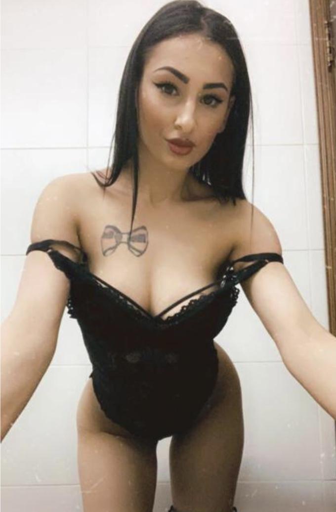 Escort 3476413706