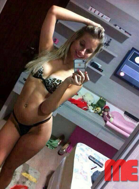 Escort 3533812397