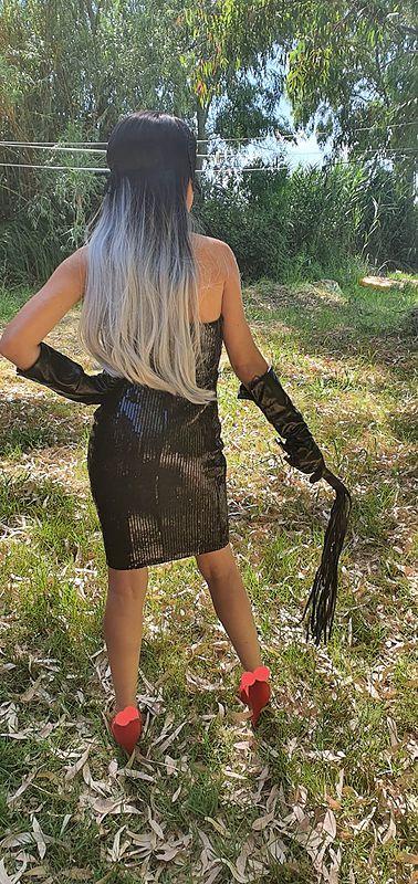 Mistress 3881761908